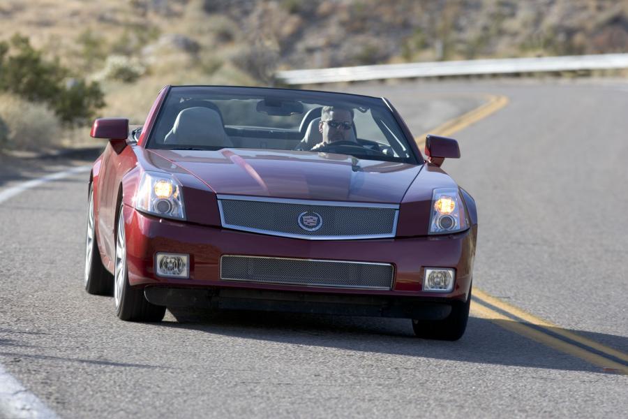  Cadillac XLR-V 2006 года  (фото 1 из 58)